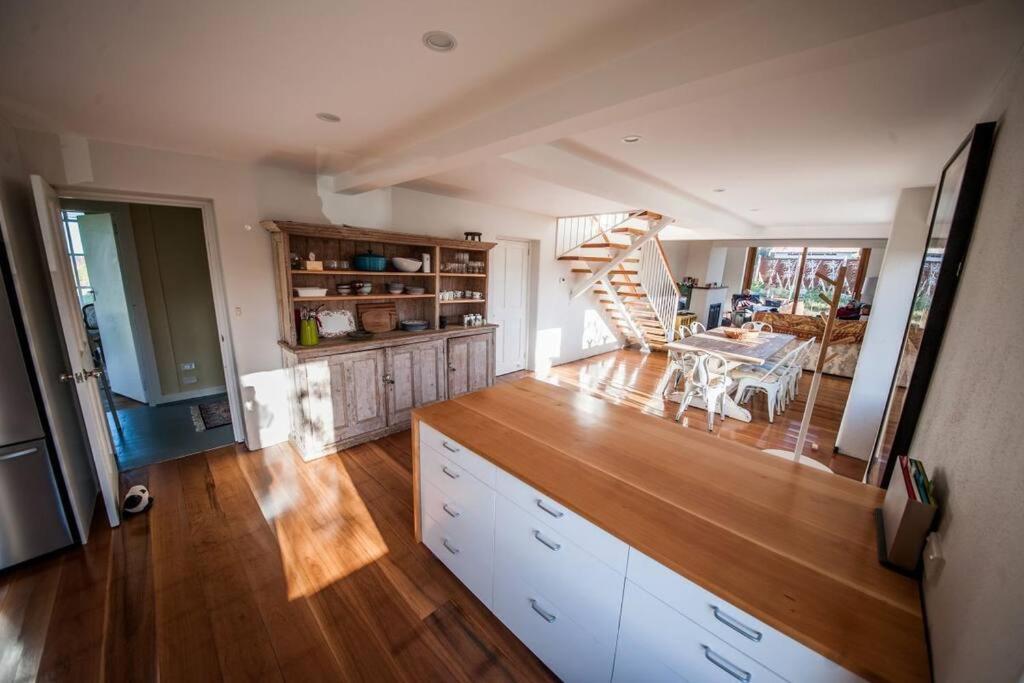 *Newly Relisted* Coach House At Lisdillon Vineyard Vila Little Swanport Exterior foto