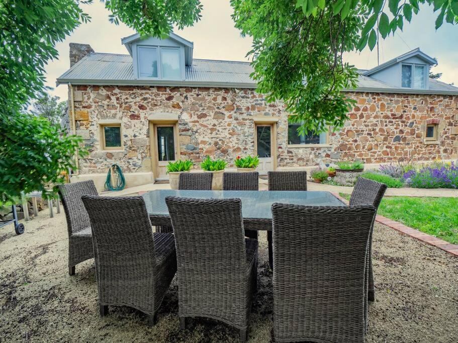 *Newly Relisted* Coach House At Lisdillon Vineyard Vila Little Swanport Exterior foto