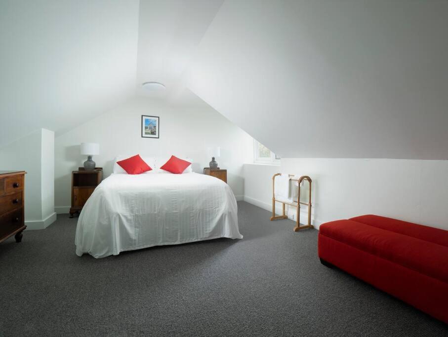 *Newly Relisted* Coach House At Lisdillon Vineyard Vila Little Swanport Exterior foto